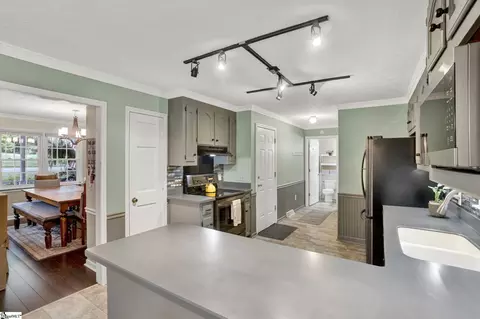 Other - 215 E Shefford St, Greer, SC 29650 photo 3 of 10