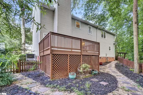 Exterior - 215 E Shefford St, Greer, SC 29650 photo 4 of 4