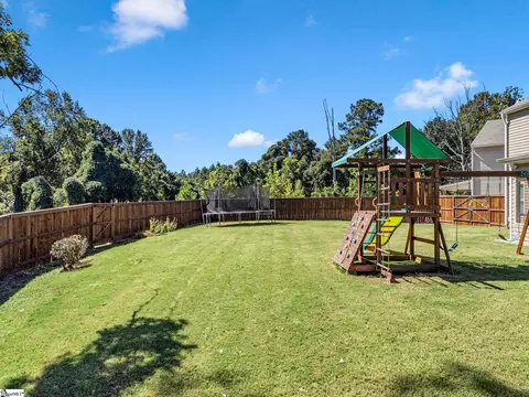 Exterior - 113 Foxcroft Ct, Easley, SC 29640 photo 8 of 11