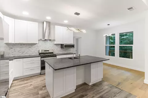 Kitchen - 452 Congaree Rd, Roebuck, SC 29376 photo 2 of 5