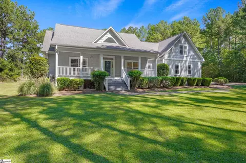 120 Ranch Ct, Greenwood, SC 29646