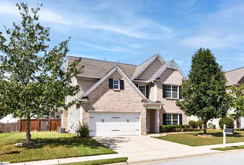 104 Valley Bluff Ln, Simpsonville, SC 29680