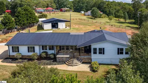 399 Old Farrs Bridge Rd, Greenville, SC 29611