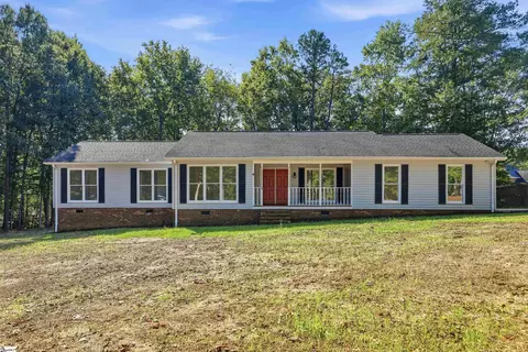 103 Partridge Pt, Fountain Inn, SC 29644