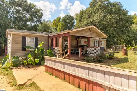 110 Willingham Rd, Belton, SC 29627