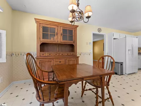 Dining - 119 Mockingbird Ln, Easley, SC 29640 photo 3 of 3