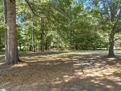 Exterior - 119 Mockingbird Ln, Easley, SC 29640 photo 7 of 9