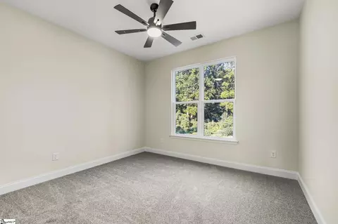 Bedroom - 264 River St, Duncan, SC 29334 photo 5 of 6