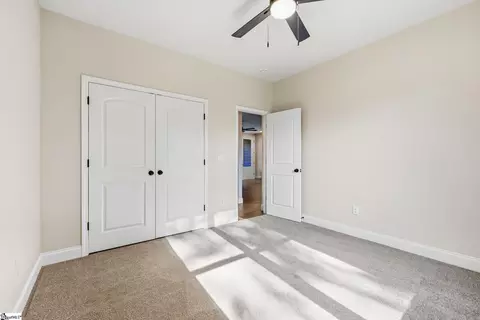 Bedroom - 264 River St, Duncan, SC 29334 photo 4 of 6