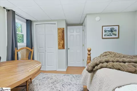 Bedroom - 500 Pinewood Dr, Pendleton, SC 29670 photo 9 of 10