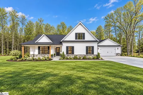 300 Jones Kelley Rd, Travelers Rest, SC 29690