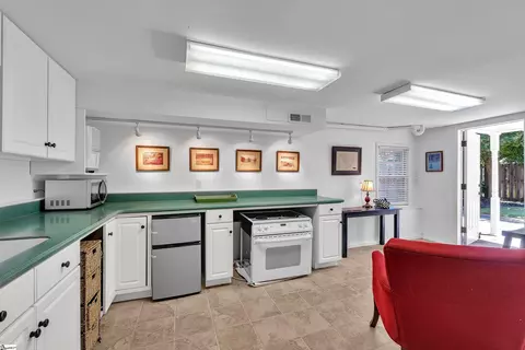 Kitchen - 1 Doeskin Hill Ln, Greer, SC 29650 photo 6 of 7