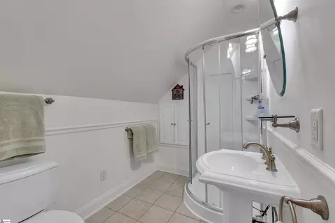 Bath - 1 Doeskin Hill Ln, Greer, SC 29650 photo 5 of 5