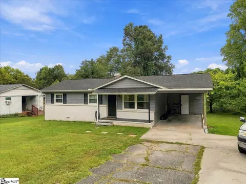 Exterior - 106 Preston St, Easley, SC 29640 photo 2 of 6