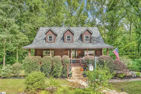 210 Bromsgrove Dr, Greenville, SC 29609