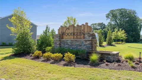 1422 Wexley Dr, Piedmont, SC 29673