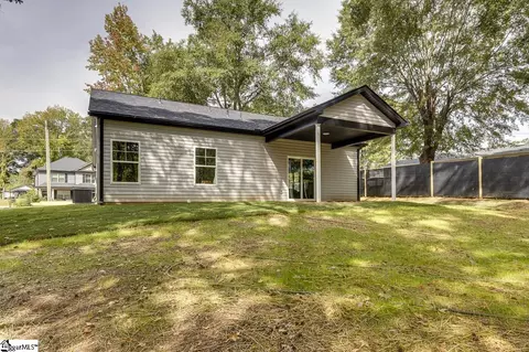 Exterior - 110 N 6th St, Easley, SC 29640 photo 6 of 8