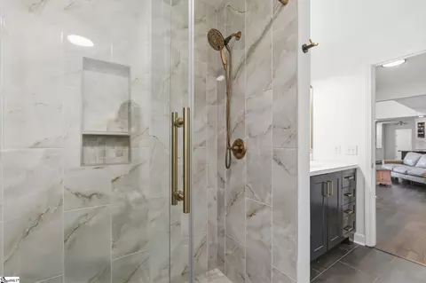 Bath - 241 Bramlett Rd, Greer, SC 29651 photo 2 of 5