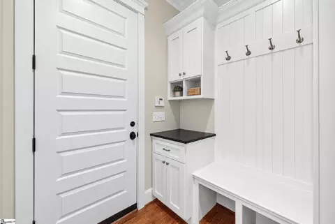 Entry Way - 101 Treetops Ct, Greer, SC 29650 photo 4 of 5