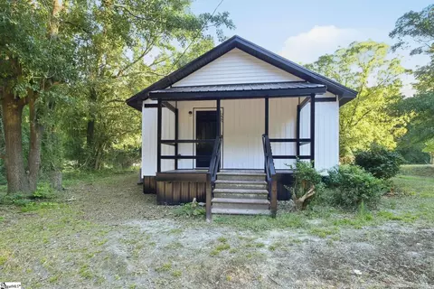 229 Cater St, Belton, SC 29627