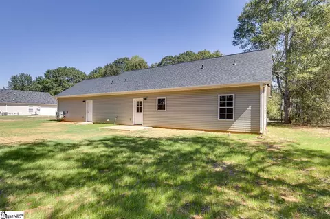 Exterior - 105 Springview Dr, Anderson, SC 29625 photo 5 of 8