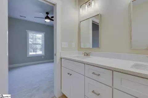 Bath - 105 Springview Dr, Anderson, SC 29625 photo 3 of 4