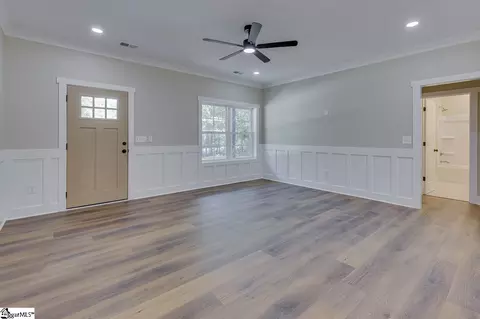 Living - 105 Springview Dr, Anderson, SC 29625 photo 4 of 4