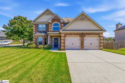 274 Springlakes Eastate Dr, Lyman, SC 29365