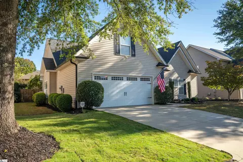 Exterior - 341 Archway Dr, Moore, SC 29369 photo 2 of 4