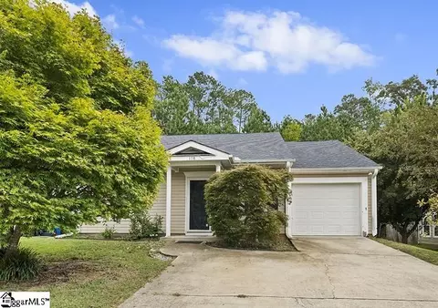 108 Rhett Ct, Greenwood, SC 29649