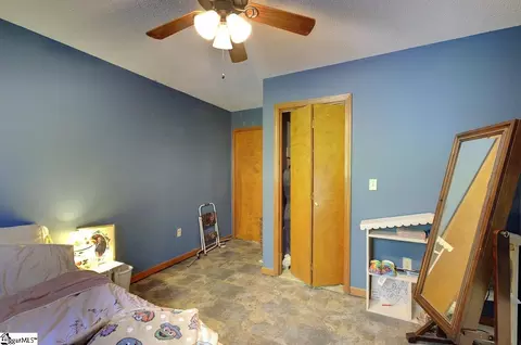 Bedroom - 103 Mcmanis Ln, Pickens, SC 29671 photo 3 of 9