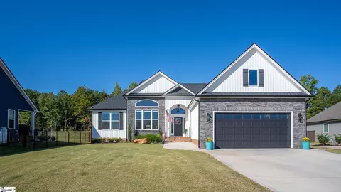 59 Worthmore Ct, Travelers Rest, SC 29690