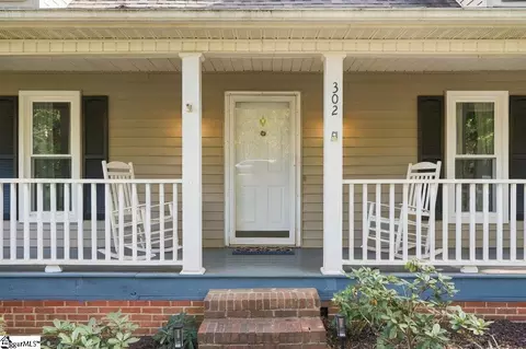 Exterior - 302 Hamilton Dr, Easley, SC 29640 photo 7 of 7