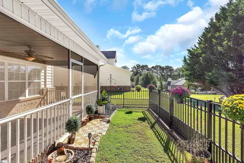 Exterior - 118 Shipyard Cir, Anderson, SC 29621 photo 6 of 8
