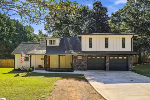 100 Brandon Dr, Spartanburg, SC 29303