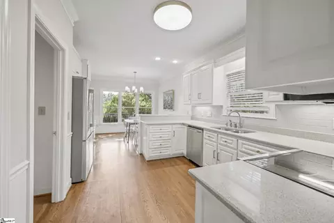 Kitchen - 9 March Winds Ct, Greer, SC 29650 photo 3 of 5