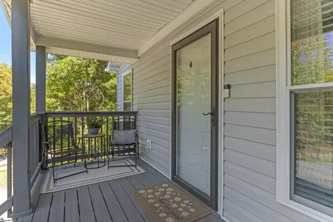 Exterior - 116 Zion St, Easley, SC 29640 photo 4 of 9