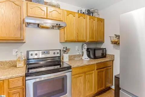 Kitchen - 116 Zion St, Easley, SC 29640 photo 2 of 4