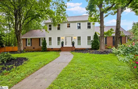 114 Woodhill Ln, Simpsonville, SC 29681