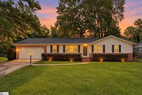 128 Colvin Rd, Greenville, SC 29615