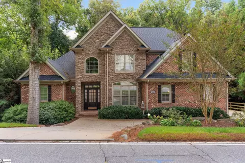 2054 Cleveland Street Ext, Greenville, SC 29607