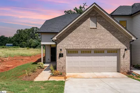 Exterior - 422 Palazzo Pl, Greer, SC 29650 photo 2 of 4