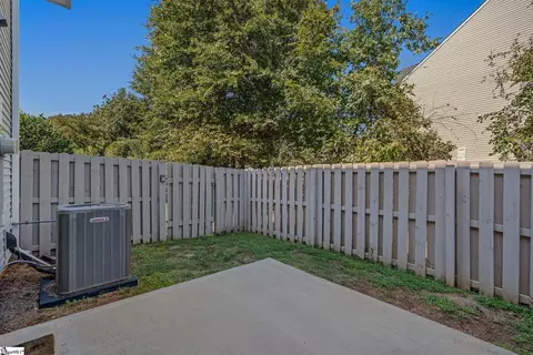 Exterior - 9 Jaycee Ct, Greenville, SC 29607 photo 3 of 7