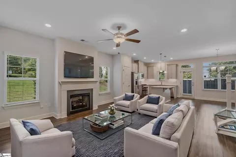 Other - 9 Jaycee Ct, Greenville, SC 29607 photo 2 of 9