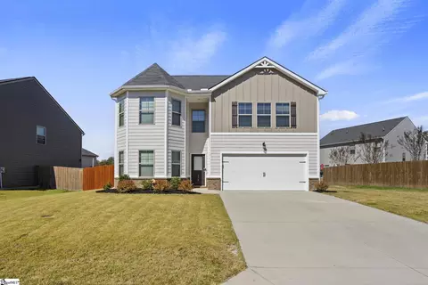 208 Sunningston Ct, Fountain Inn, SC 29644