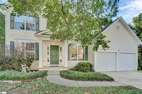 528 Collingsworth Ln, Greenville, SC 29615