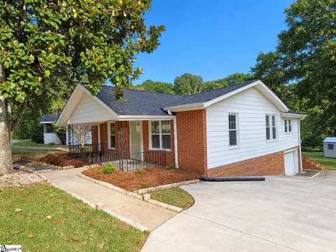 2817 Anderson Rd, Greenville, SC 29611