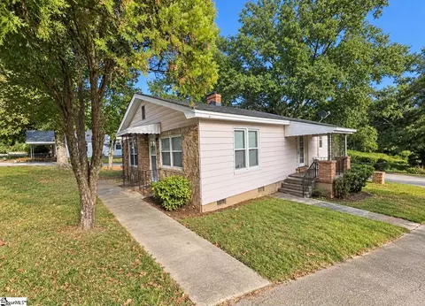 2819 Anderson Rd, Greenville, SC 29611