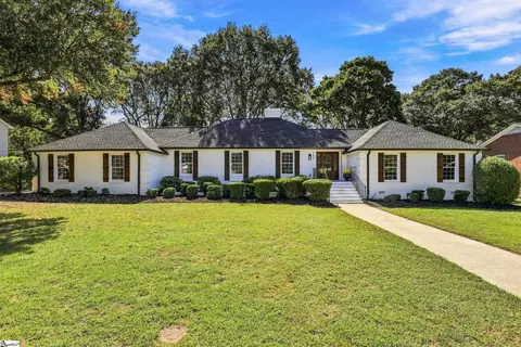 202 Dove Tree Rd, Greenville, SC 29615