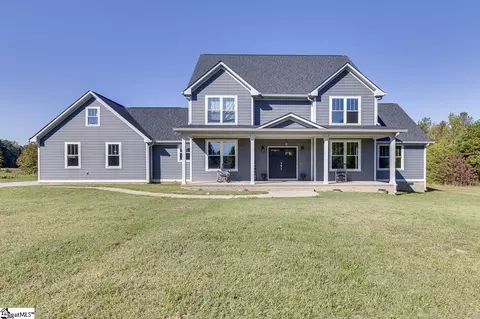 118 Tall Pines Rd, Fountain Inn, SC 29644